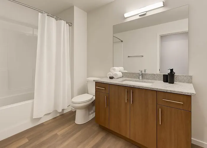Boulevard Modern 1br Asu Pool Gym 04